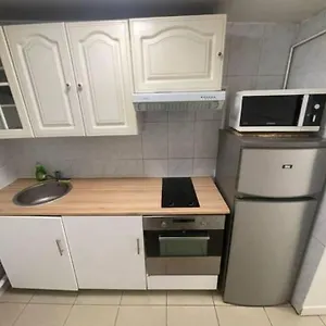 https://appart-quartier-montmartre-6pers.fr-paris.fr